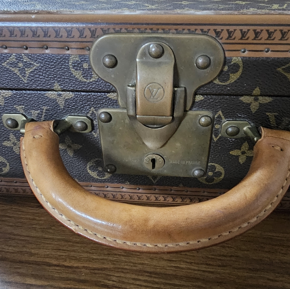 #00020-1143 VINTAGE 1970'S MONOGRAM LEATHER TRUNK SUITCASE 45 - Picture 10 of 11